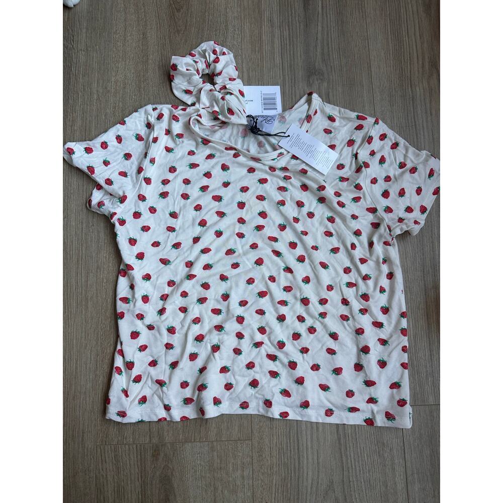 NEW NWT Plush Revolve Strawberry 3 Piece Pajama set size Xs - Picture 2 of 6